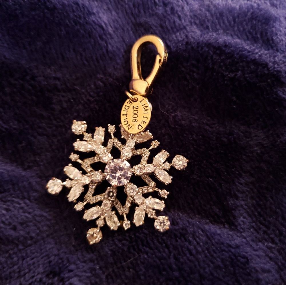 "Juicy Couture" Snowflake Charm Limited Addition